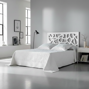 Cabecero de forja moderno modelo Sevilla de corte láser en color negro para cama de matrimonio.