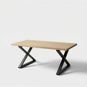 Mesa de centro industrial en color negro con tapa de madera de pino
